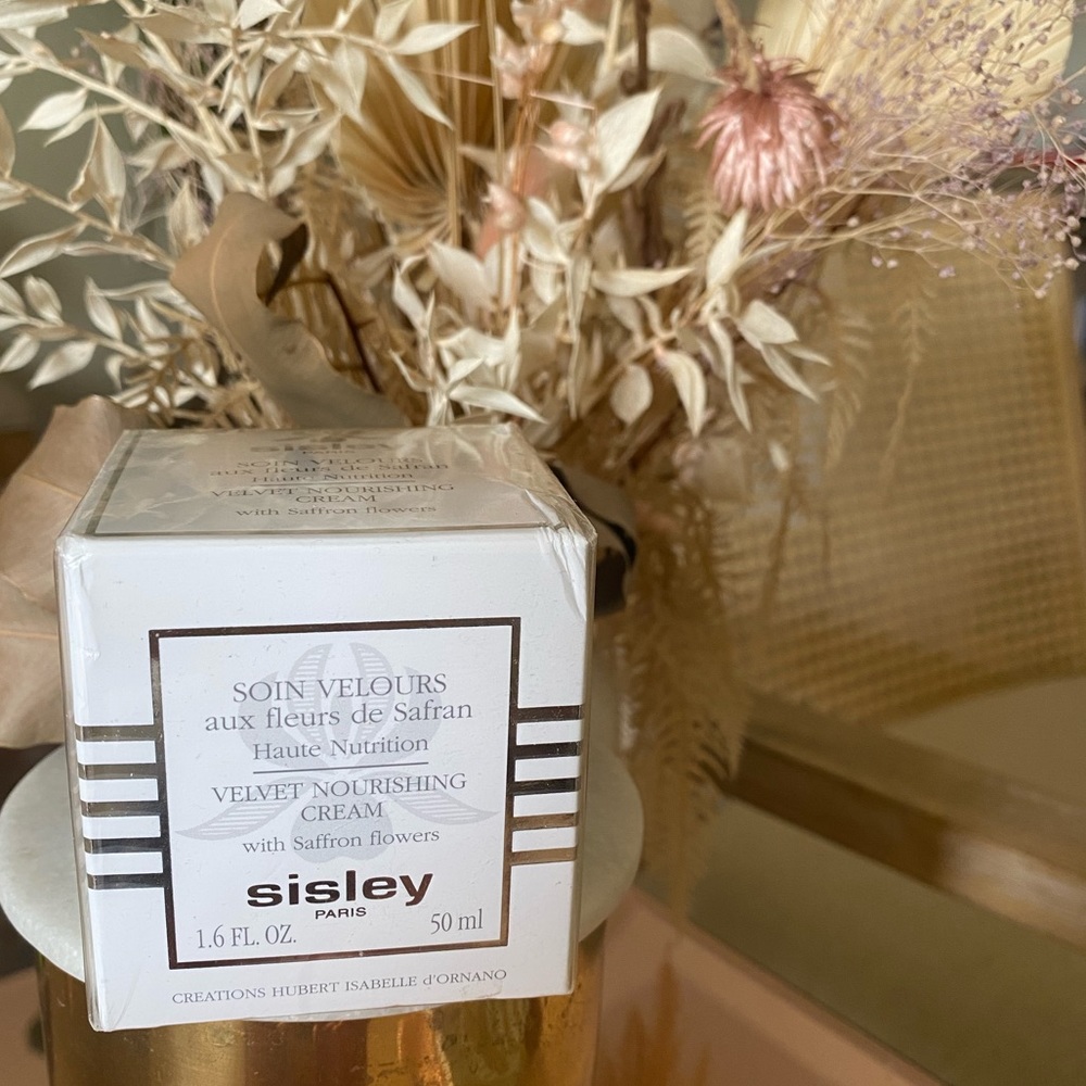 Sisley velvet nourishing cream